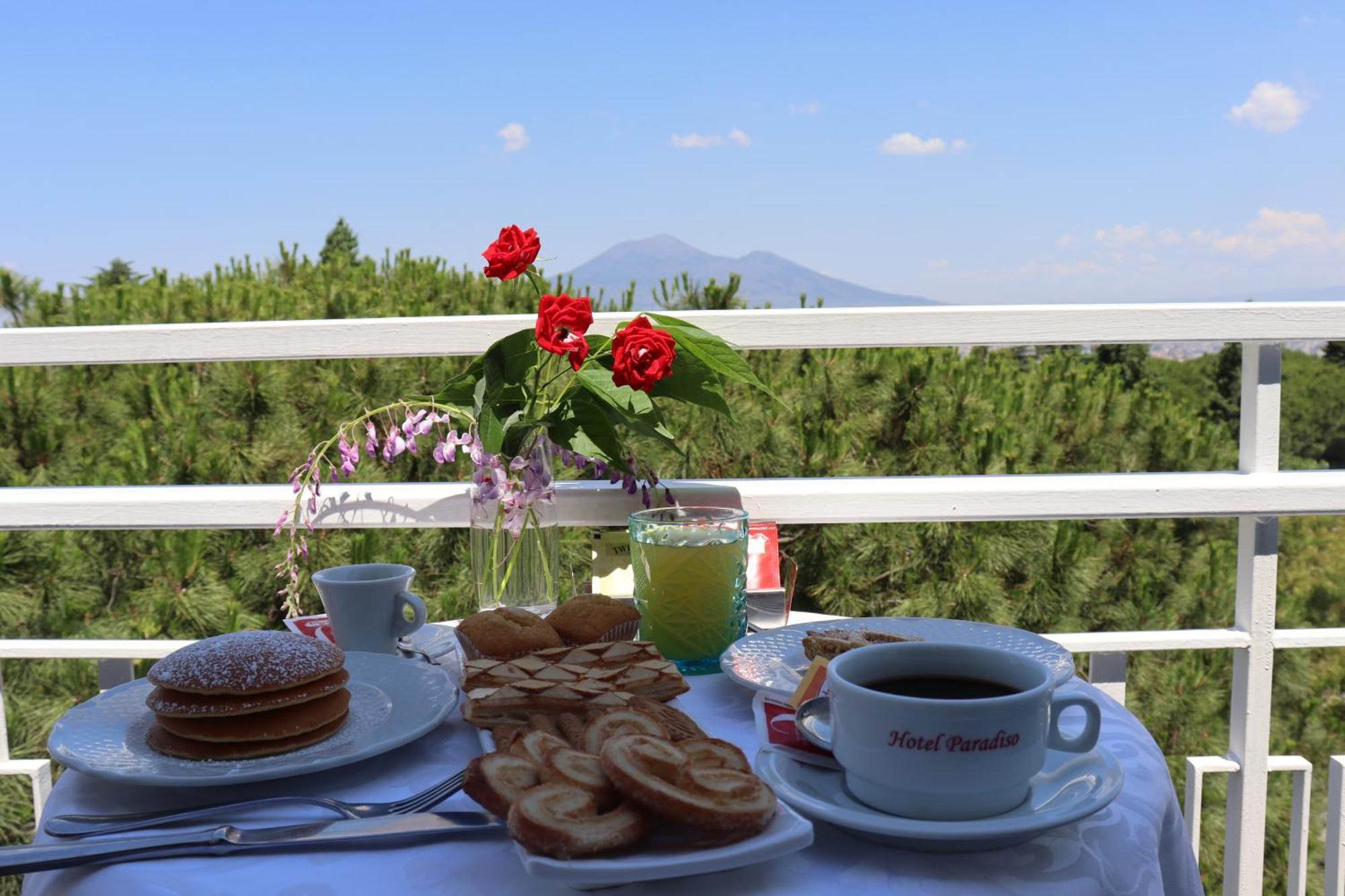 Hotel Paradiso Кастелламмаре-ди-Стабия Экстерьер фото